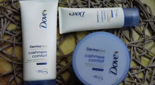 Zestaw Dove Derma Spa Cashmere Comfort: balsam do ciała, krem do rąk i masło do ciała dla bardzo suchej skóry.