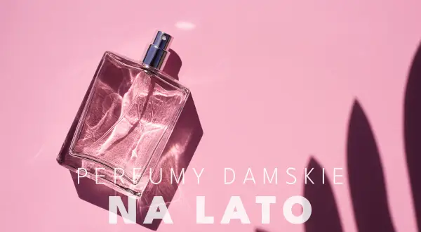 Szklana butelka perfum na różowym tle z cieniami liści.